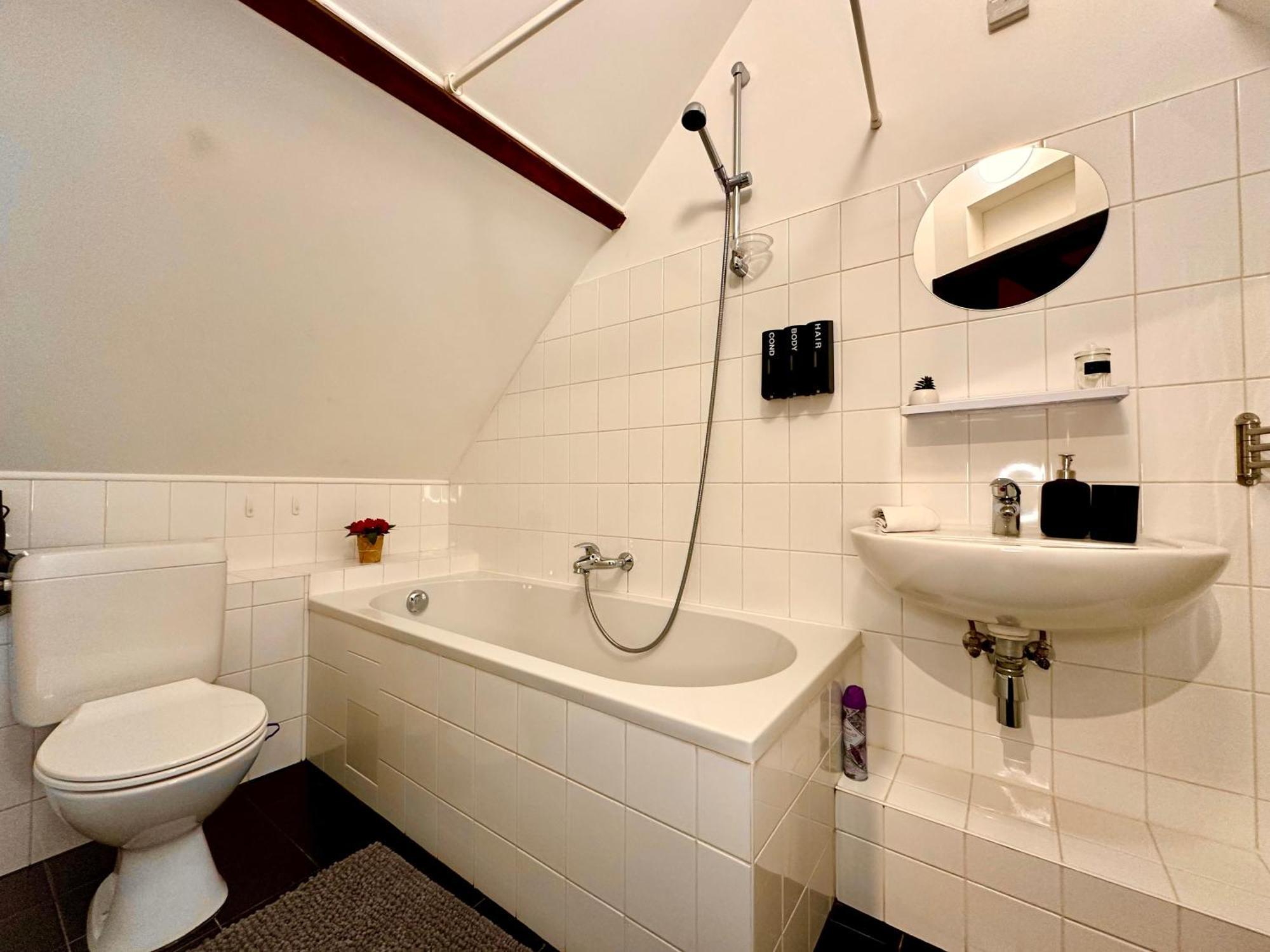 Luxury Suites Centrum By Rikas Hotels Αμβέρσα Εξωτερικό φωτογραφία