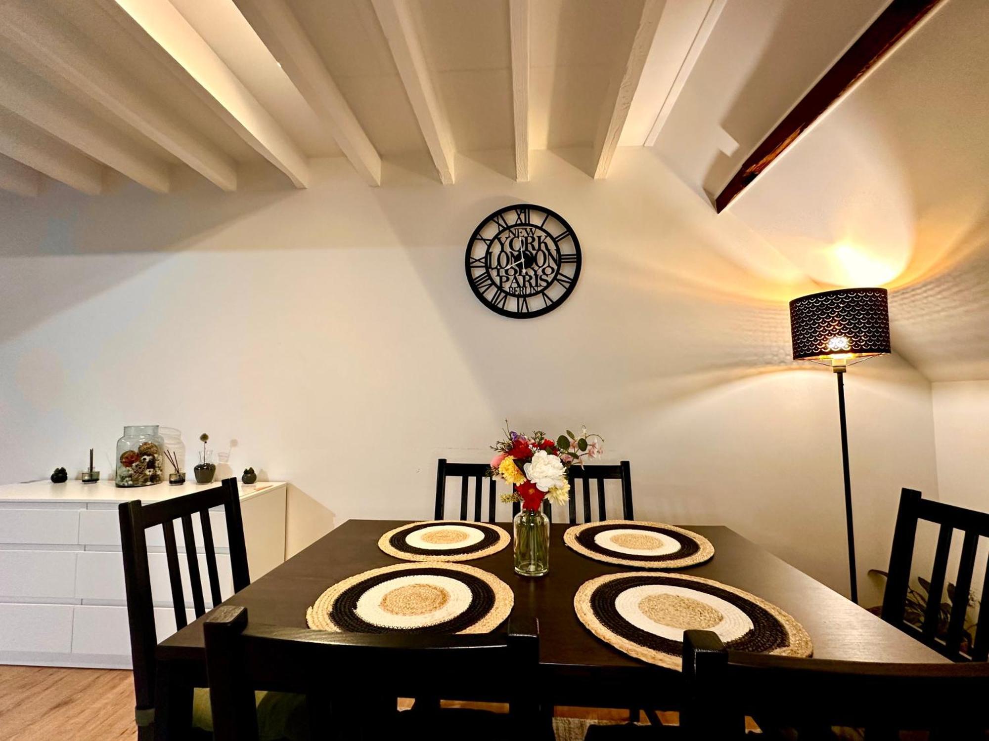 Luxury Suites Centrum By Rikas Hotels Αμβέρσα Εξωτερικό φωτογραφία
