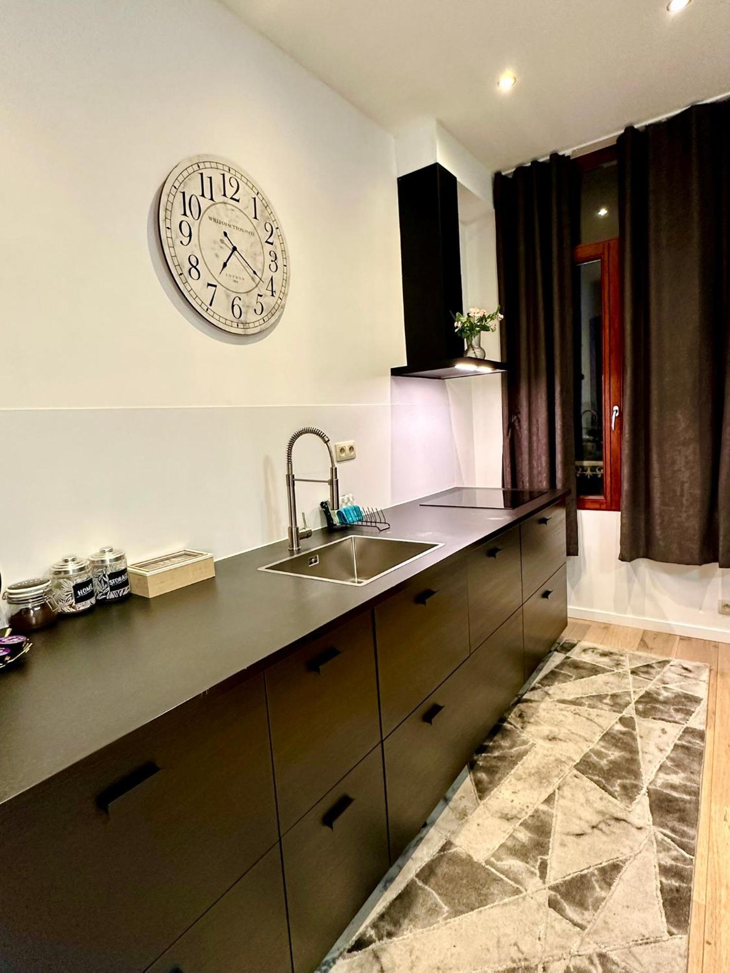 Luxury Suites Centrum By Rikas Hotels Αμβέρσα Εξωτερικό φωτογραφία