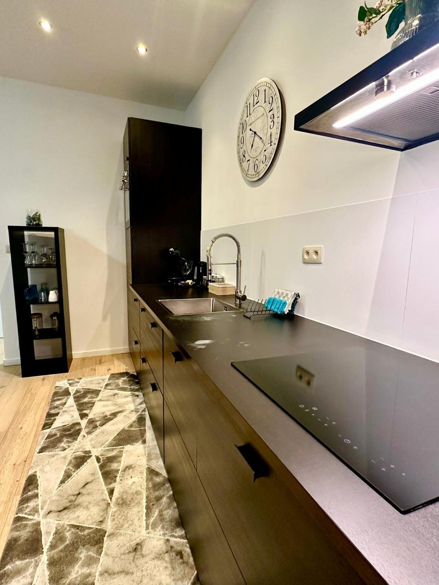Luxury Suites Centrum By Rikas Hotels Αμβέρσα Εξωτερικό φωτογραφία